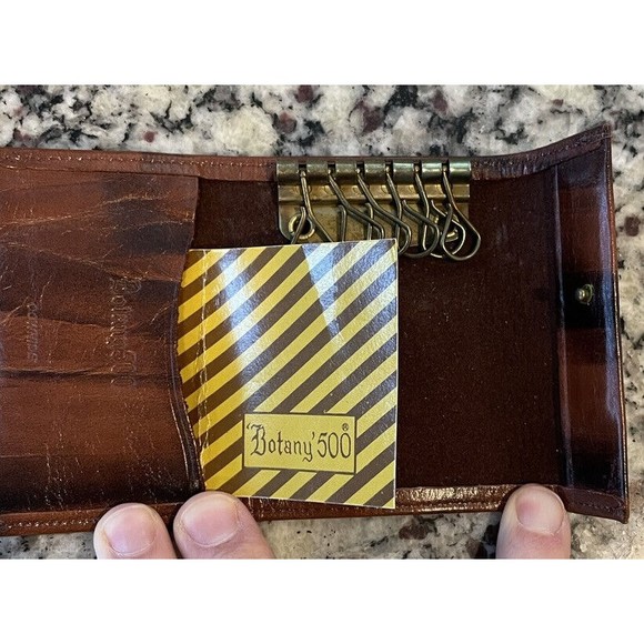 Vintage leather cowhide key wallet Botany 500 Holds 6 Keys Brown Excellent - Picture 4 of 9